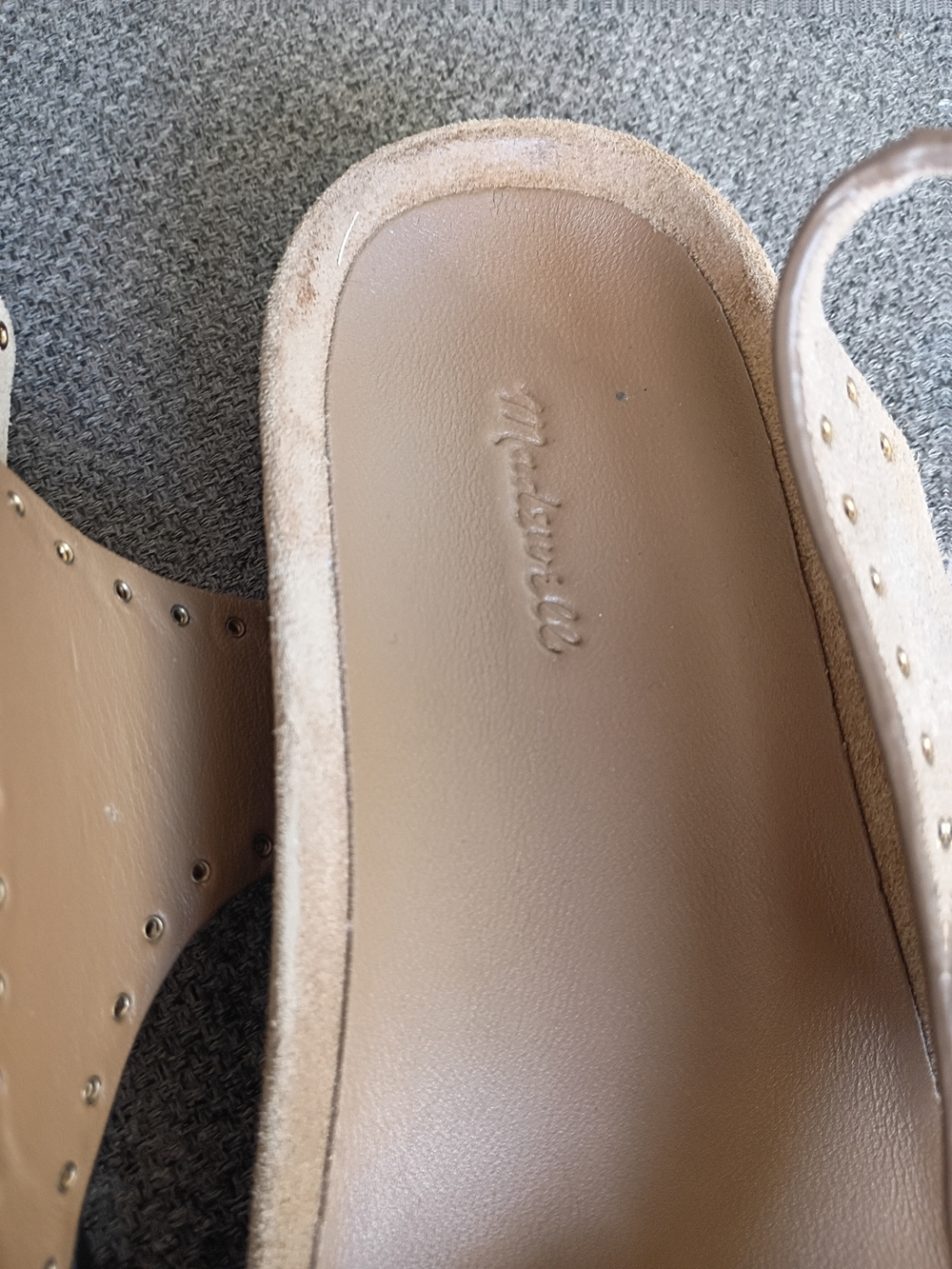Madewell Tawny Khaki Suede Ankle-Wrap Thong Sandal - Picture 4 of 5